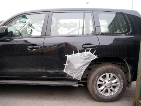 Chiếc xe chở Bộ trưởng Thăng bị tai nạn
