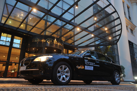 BMW 7 series từng vinh dự được trao tặng giải thưởng “Xe hơi tiêu biểu của năm 2011” và danh hiệu “Dòng xe hạng sang năm 2011”