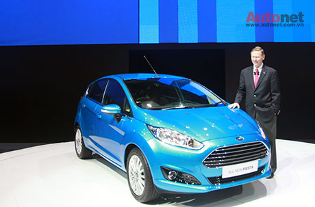 Ford Fiesta trang bị động cơ EcoBoost 1.0L và CEO Alan Mulally tại triển lãm xe Bangkok 2013