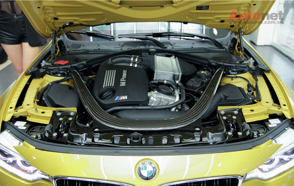 BMW M4 được trang bị động cơ 3.0L đạt công suất cực đại lên đến 431 mã lực