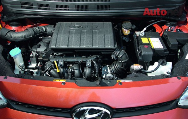 Động cơ xăng 1.2L của Hyundai i10 được đánh giá cao ở khả năng êm ái và tiết kiệm