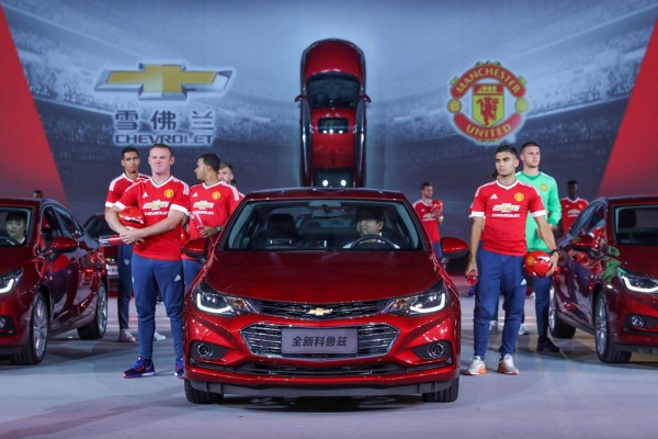 China-spec-2017-Chevrolet-Cruze-front-launch-event