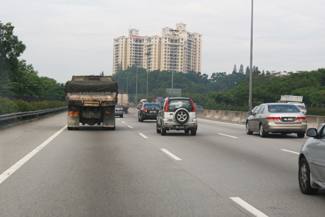 Malaysia: 11 điều khác biệt trong giao thông