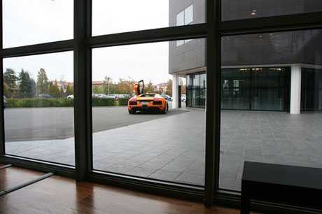 “Đột nhập” nhà máy Lamborghini