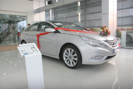 Hyundai Sonata 2010 mới đã được chính thức phân phối tại Việt Nam
