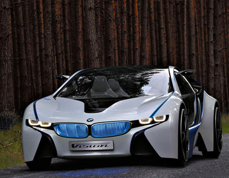 BMW sẽ sản xuất xe điện M8 Hybrid