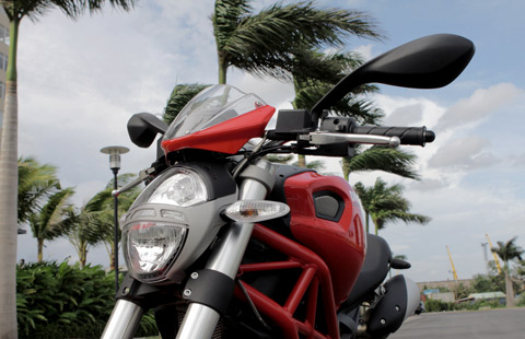 Cảm nhận Ducati Monster 696 tại Việt Nam