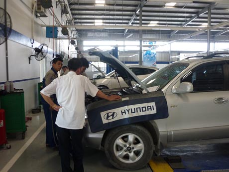 Mới chỉ thành lập được hơn một năm, nhưng Hyundai Thành Công, nhà phân phối và nhập khẩu chính thức của Hyundai tại Việt Nam, đã chú trọng xây dựng hệ thống đại lý tiêu chuẩn quốc tế.
