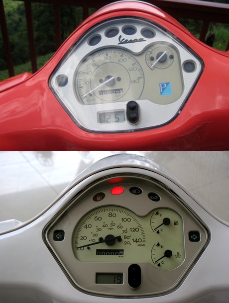 Mặt đồng hồ Vespa LX (trên) và Diamond Blue (dưới) khác nhau chút ít ở vị trí đèn báo FI và đồng hồ báo nhiệt độ nước làm mát.