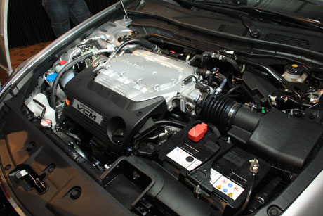 Động cơ V6 3.5L công nghệ VCM