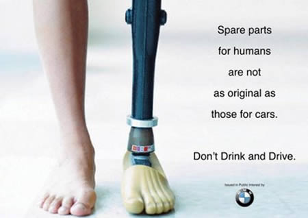 Những bộ phận thay thế trên cơ thể con người không nguyên dạng như của xe hơi. Đừng uống rượu và lái xe - Quảng cáo lái xe an toàn của BMW.