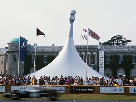 2001 – Mercedes Benz
