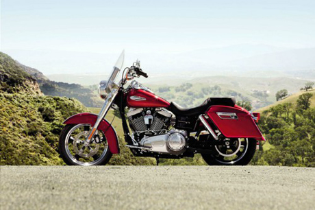 Harley-Davidson hé lộ chiếc Dyna Switchback mới