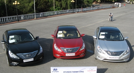 Sonata là một mẫu xe hút khách của thương hiệu xe Hyundai tại Việt Nam