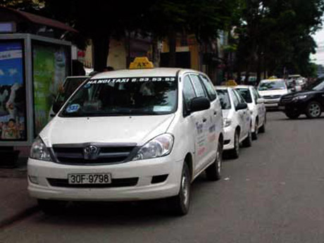 Hà Nội: Taxi sẽ có màu chung sau 2015
