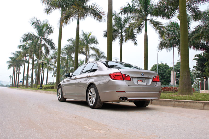 BMW 5-Series 2011: Không chỉ dành cho người lái