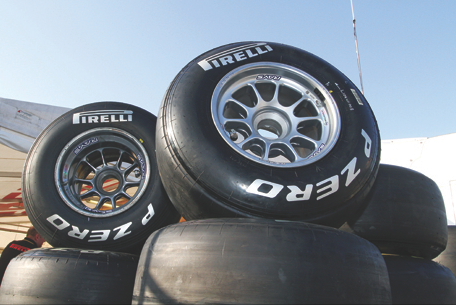 Pirelli thay đổi cuộc chơi trong mùa giải 2012