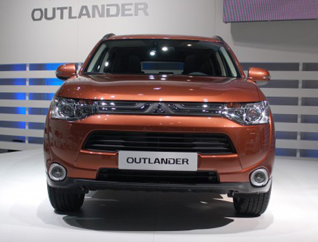Mitsubishi Outlander 2013: diện mạo và động cơ mới