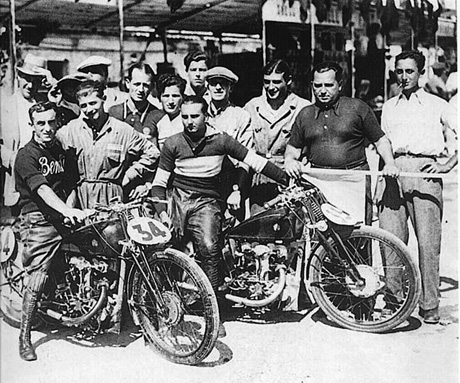 Benelli là ông lớn của làng sản xuất môtô với lịch sử hơn 100 năm