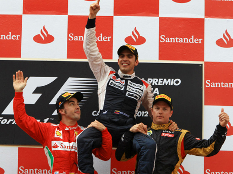 Chiến thắng trong mơ dành cho cả đội Williams và bản thân Maldonado (giữa)