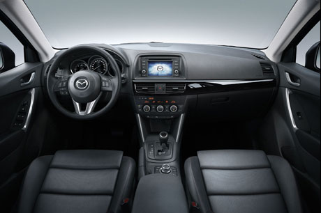 Mazda CX-5 được chào bán với giá 1 tỷ 185 triệu đồng