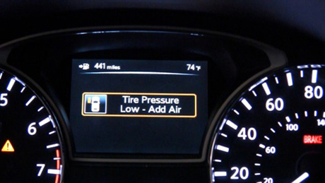 Hệ thống cảnh báo áp suất lốp: Đơn giản – hữu dụng