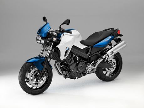 ABS là trang bị tiêu chuẩn cho BMW Motorrad 2013