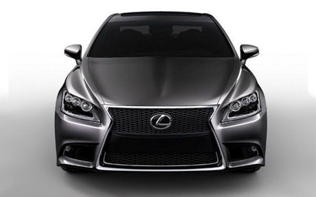Lexus bị lộ ảnh LS 460 F-Sport trước khi công bố
