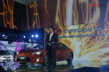 Ông Yoshihisa Maruta - TGD Toyota Việt Nam phát biểu tại buổi lễ giới thiệu gian hàng TMV