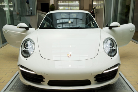 Porsche làm ăn phát đạt liên tục chín tháng