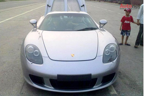 Porsche Carrera GT đã ngừng sản xuất từ 2006 