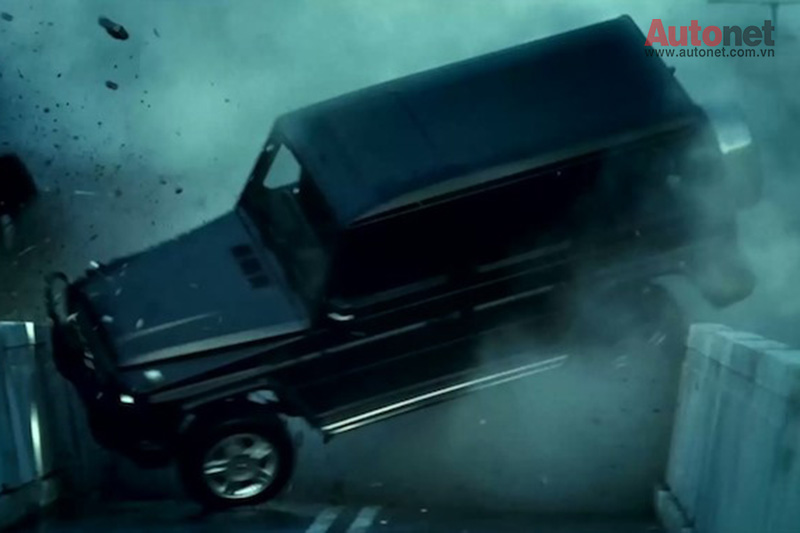 Hàng trăm xe bị phá hủy trong Die Hard 5