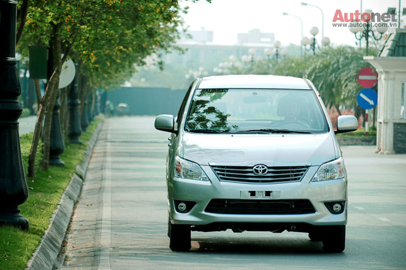 Toyota Innova 2013 được bổ sung thêm một số tính năng an toàn 