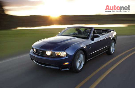 Ford Mustang 2010 mạnh mẽ hơn, cơ bắp hơn chiếc xe là bản kỷ niệm lịch sử 45 năm Ford Mustang
