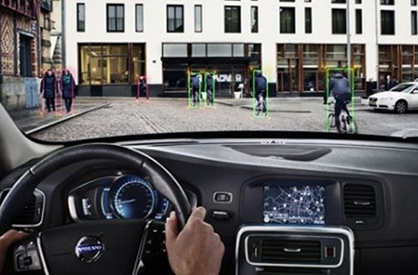 Những công nghệ an toàn mới là tiền đề cho những chiếc xe tự lái trong tương lai