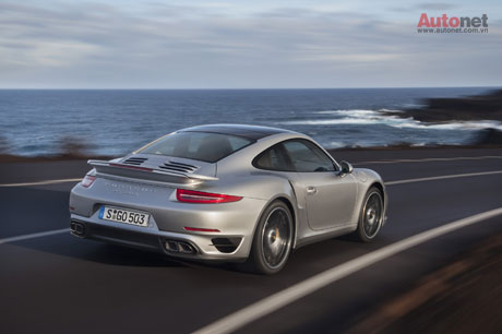Porsche tăng trưởng hơn 21% trong tháng 4/2013