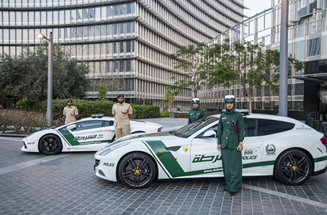 Cảnh sát Dubai thêm Bugatti Veyron làm xe tuần tra