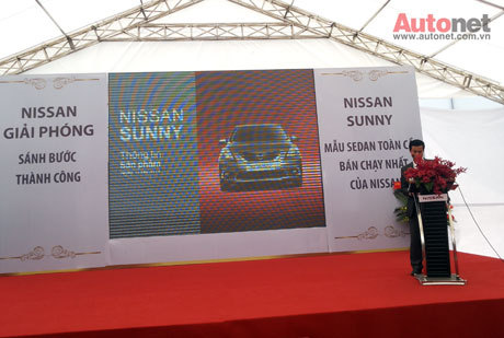 Buổi lễ giới thiệu mẫu Sunny hoàn toàn mới trong ngày khai trương đại lý Nissan Giải Phóng