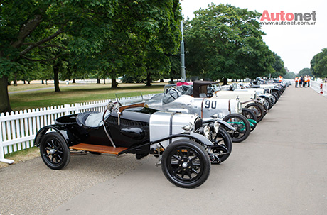 Aston Martin trưng bày 101 xe kỷ niệm sinh nhật 100 năm