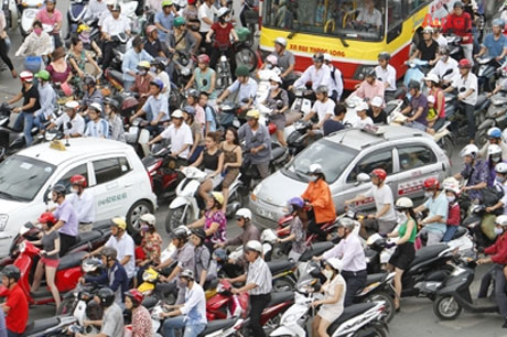 Hà Nội: Hướng dẫn thu, nộp phí đường bộ xe máy