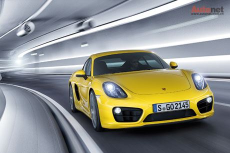 Porsche giao hơn 13.700 xe trong tháng 7