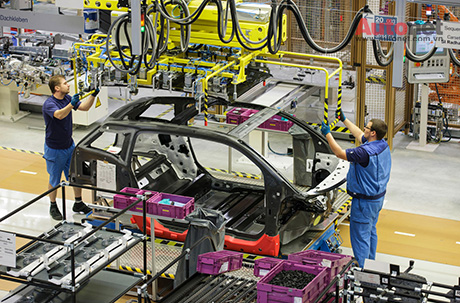 Toàn bộ dây chuyền sản xuất BMW i3 được diễn ra trong 