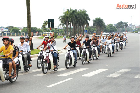 Những chiếc xe máy đã trở nên quá quen thuộc với người dân Việt Nam