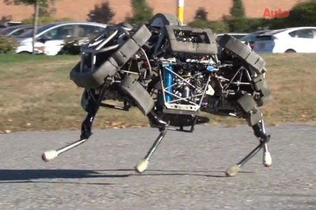 Sản phẩm nổi bật của Boston Dynamics là robot Big Dog