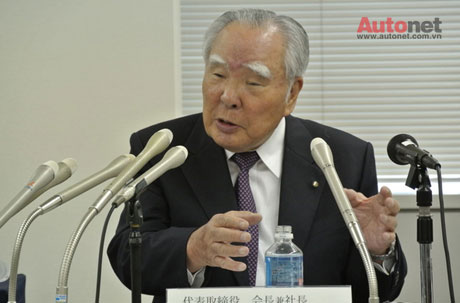 Phó chủ tịch hãng Suzuki, ông Osamu Honda