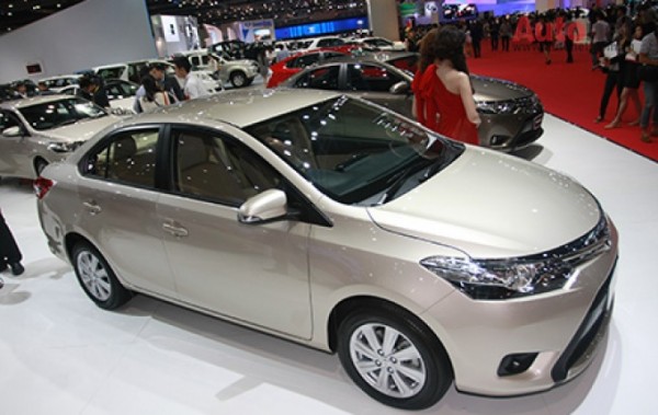Toyota Vios tiếp tục "càn quét" Bảng xếp hạng 10 xe bán chạy tháng 8/2014.