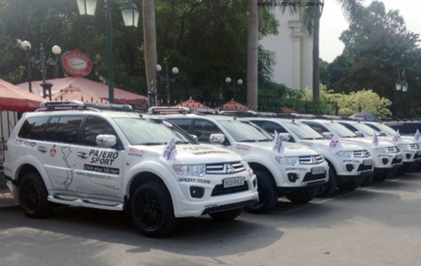 4 chiếc xe chinh phục 1.800 km xuất phát từ TP HCM đã có mặt tại Hà Nội  