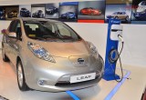 [VMS] Nissan trình làng mẫu xe chạy điện LEAF   