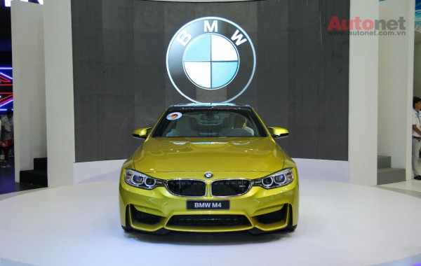 BMW còn xuất hiện hai mẫu xe thuộc 02 phân khúc đặc biệt là xe hiệu năng cao BMW M và xe cá nhân hóa BMW Individual.