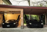 Cặp đôi Lamborghini Aventador LP700-4 màu đen Chocolate